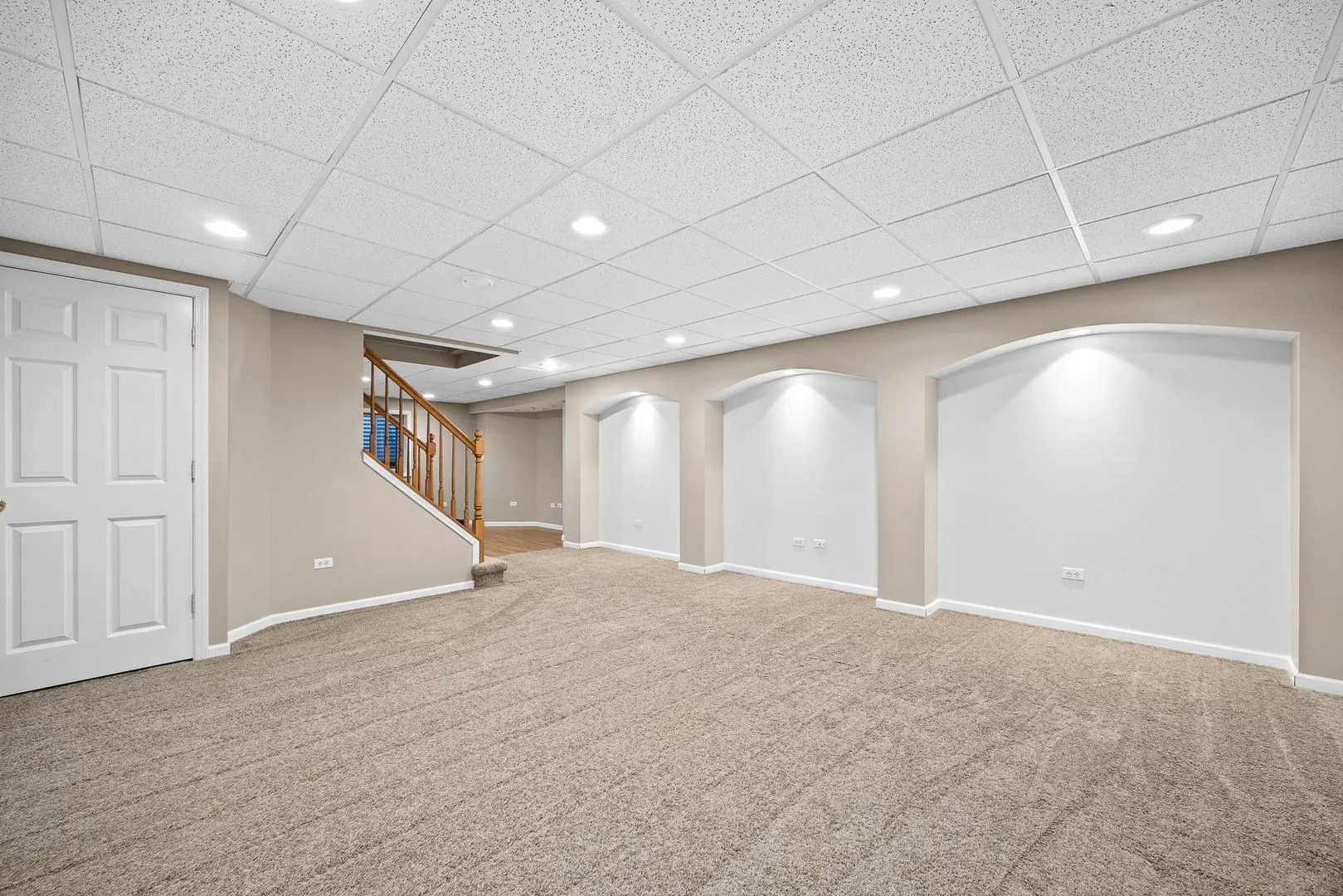 719 Pinecreek Drive IL
