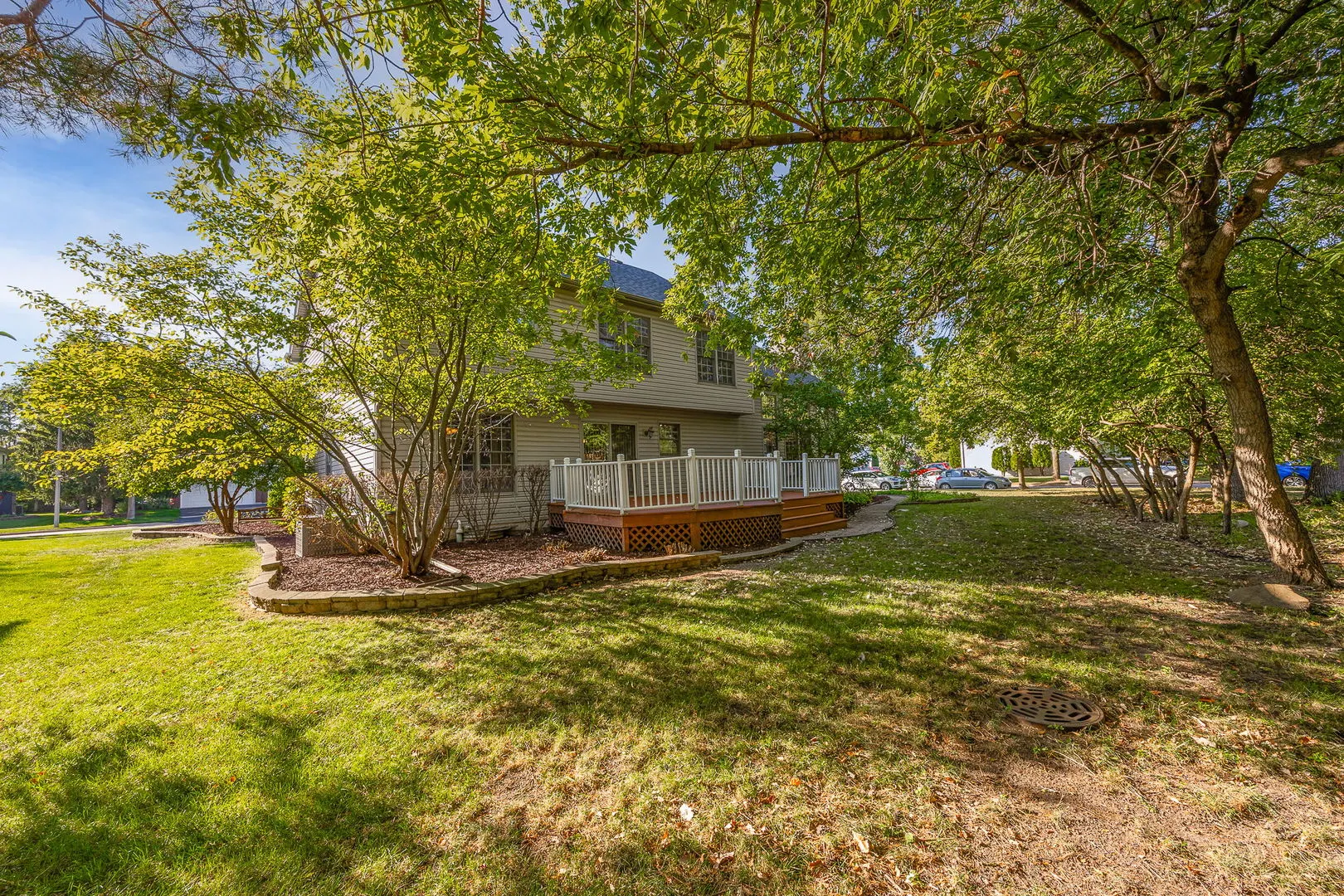 719 Pinecreek Drive IL