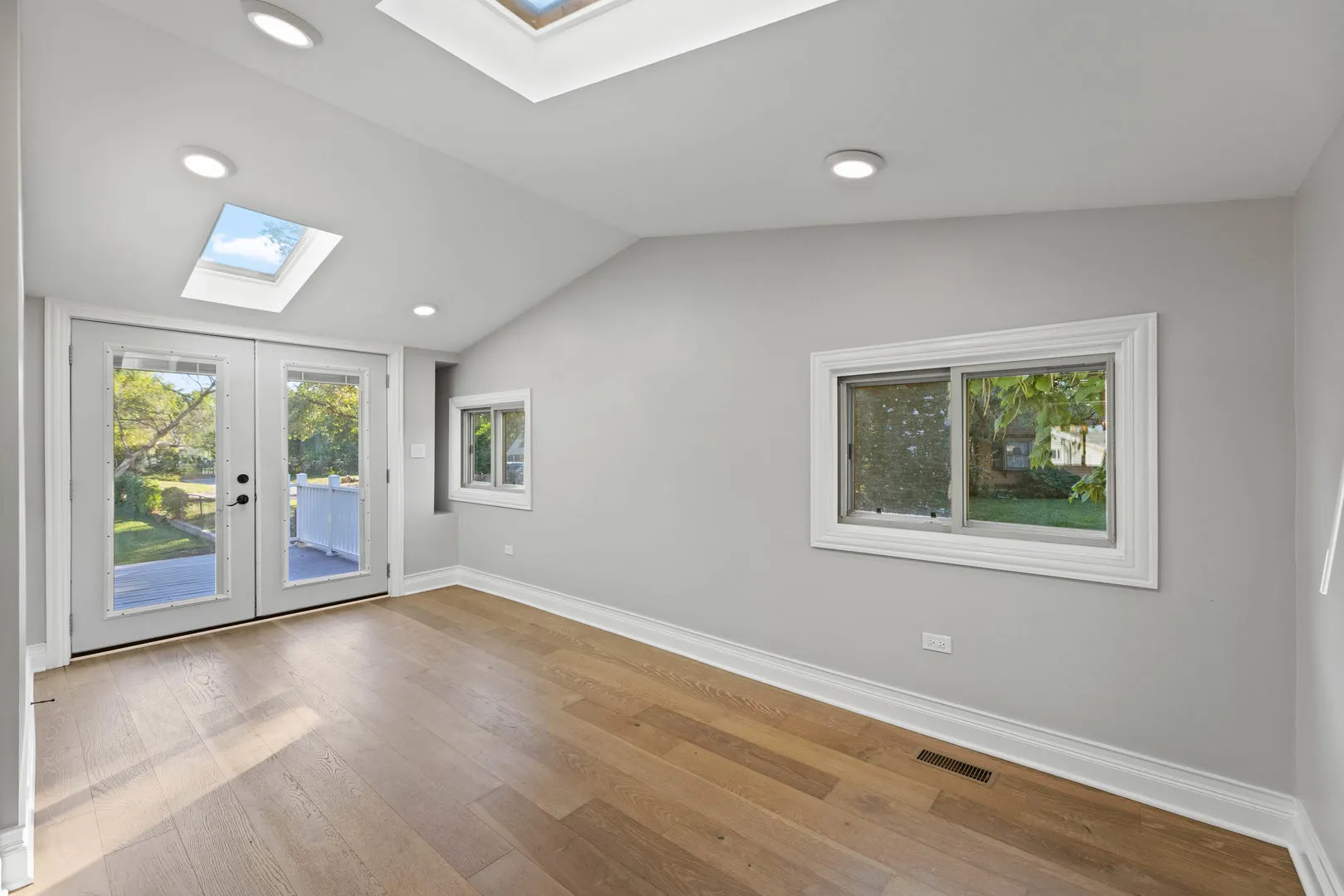 10459 Diversey Avenue IL