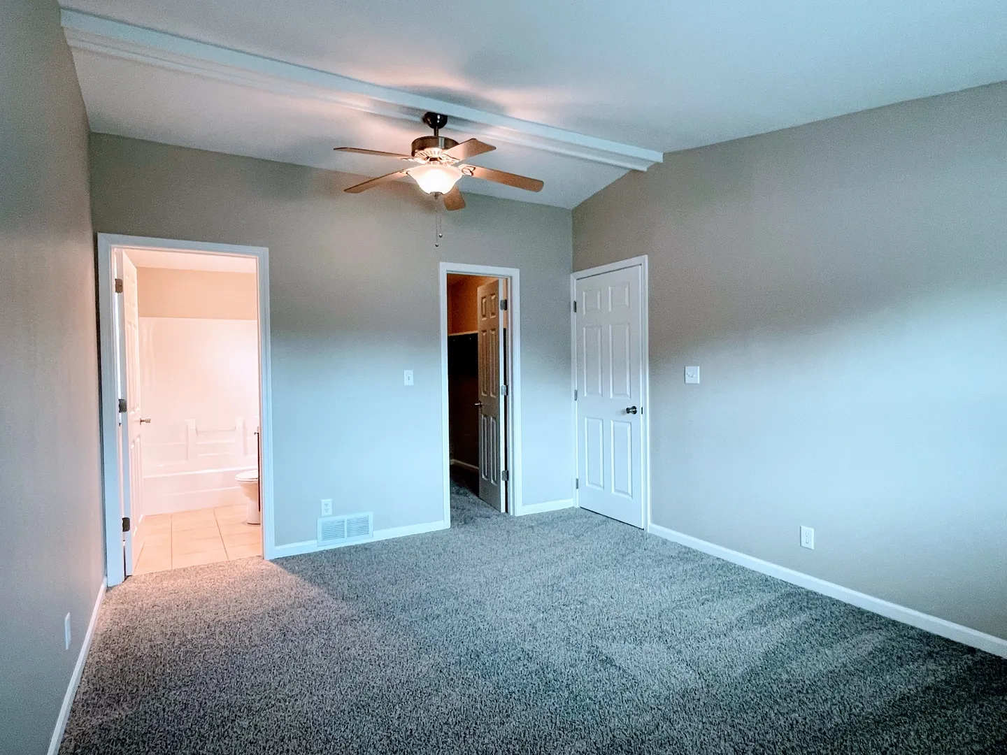 167 W Carol Avenue IL