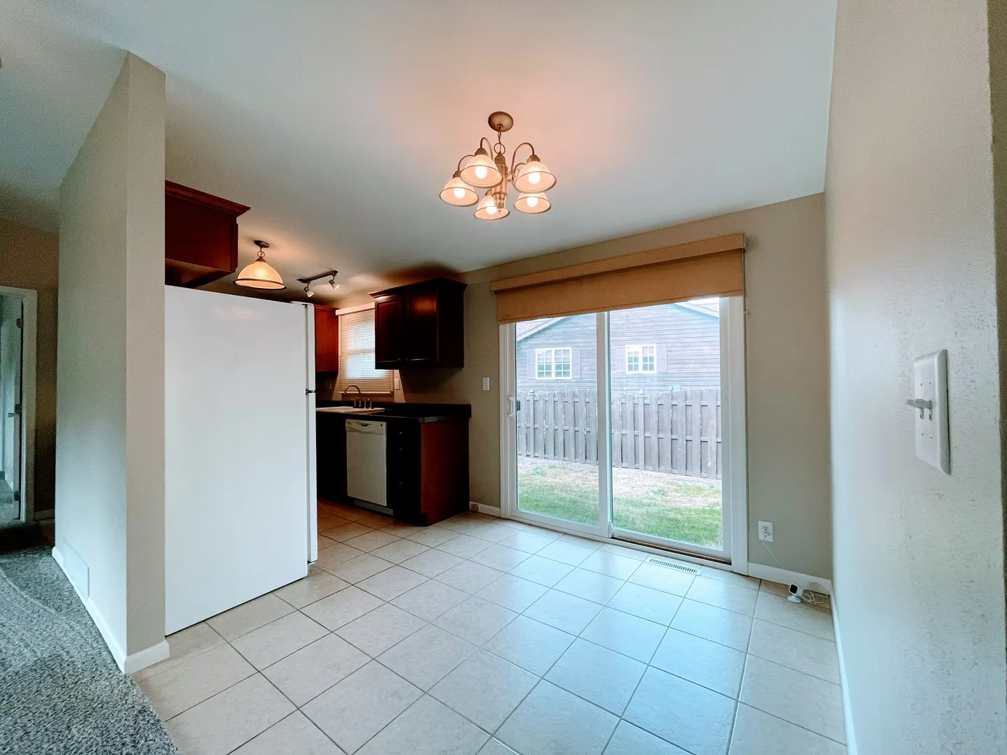 167 W Carol Avenue IL