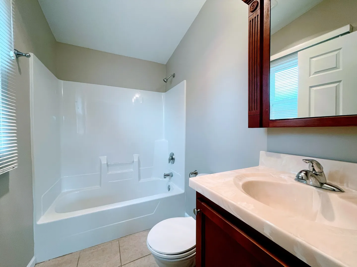 167 W Carol Avenue IL
