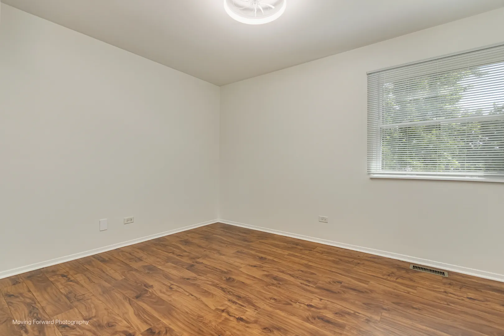 5S761 Malibu Lane IL