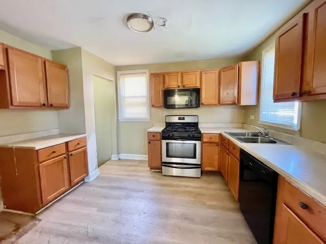 9247 S Sangamon Street IL