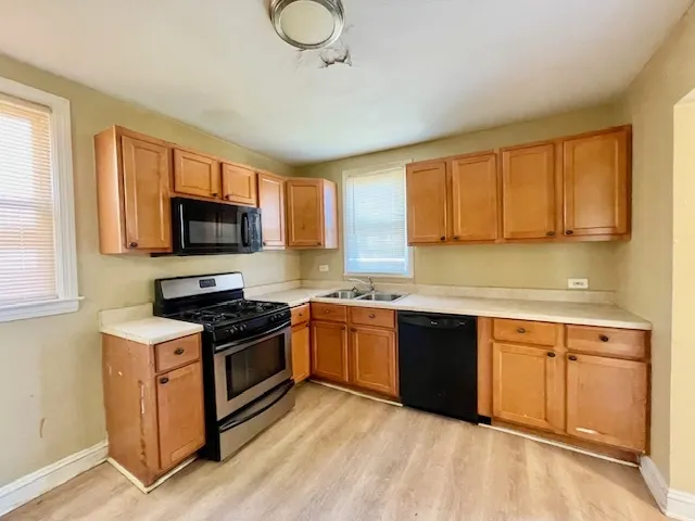 9247 S Sangamon Street IL