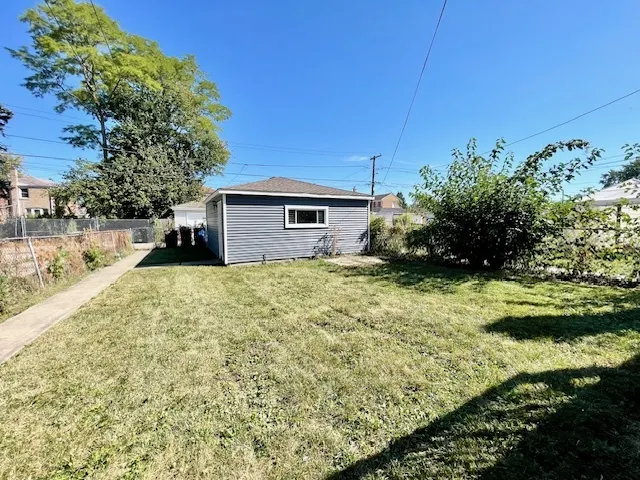 9247 S Sangamon Street IL