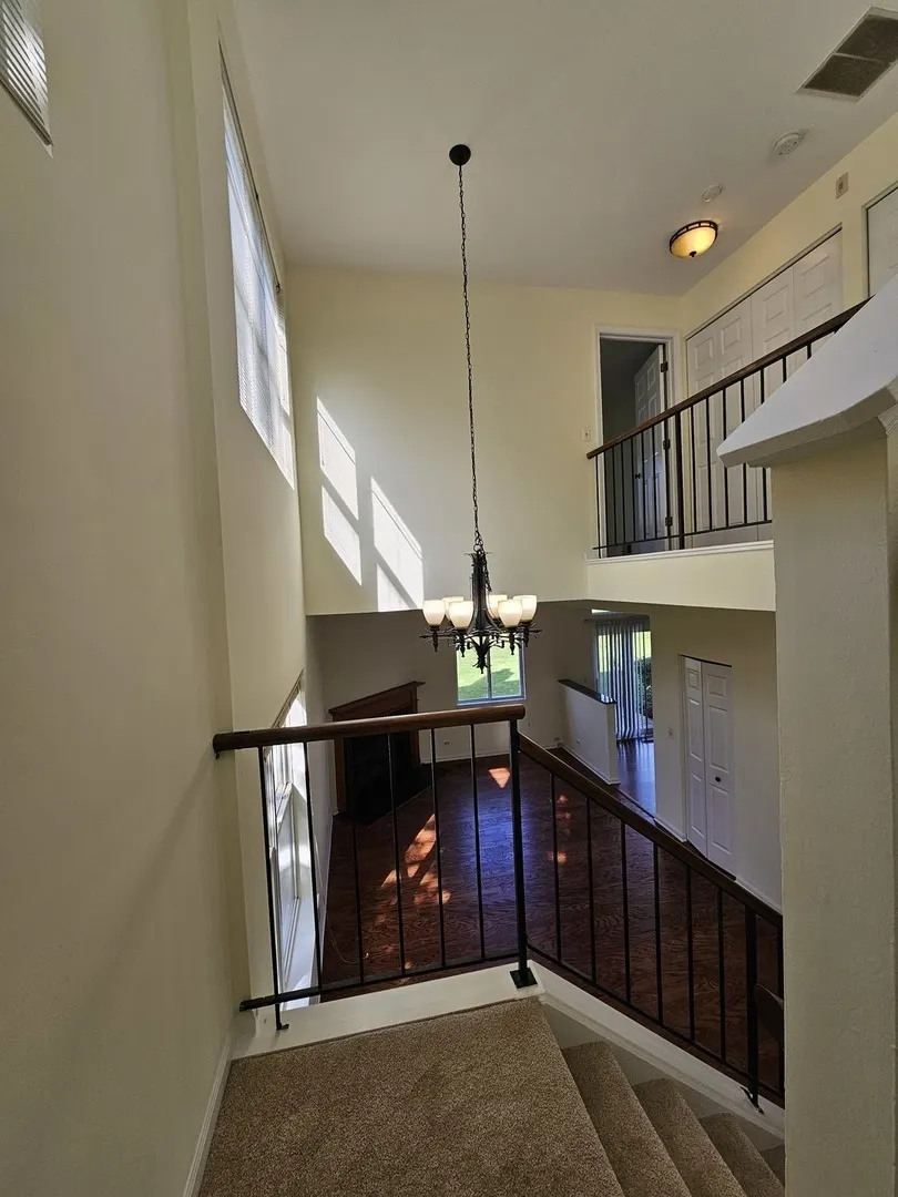 1135 Vail Court IL