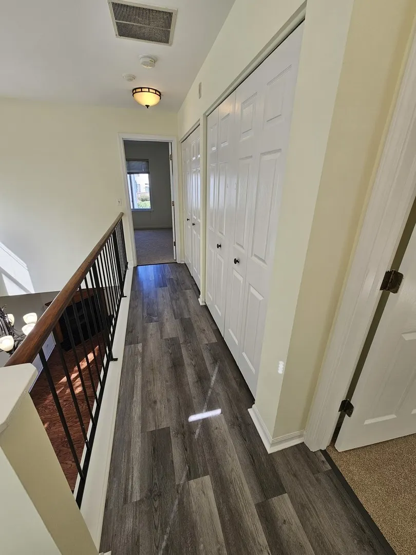 1135 Vail Court IL