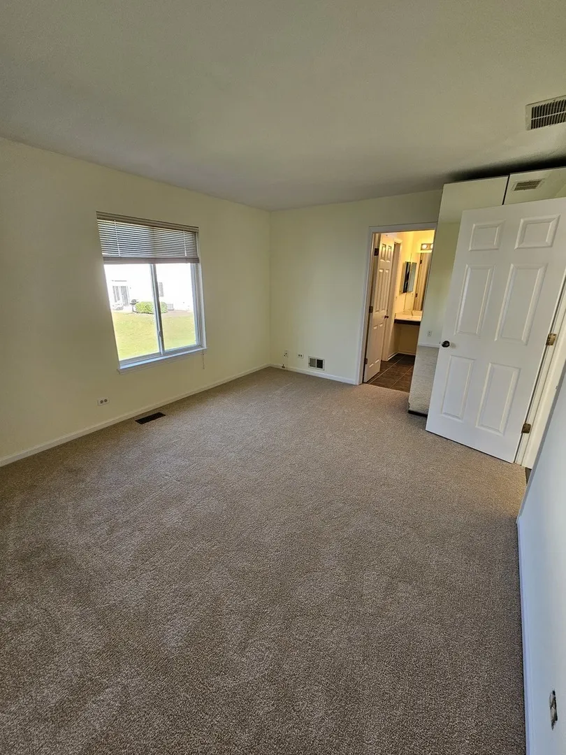 1135 Vail Court IL