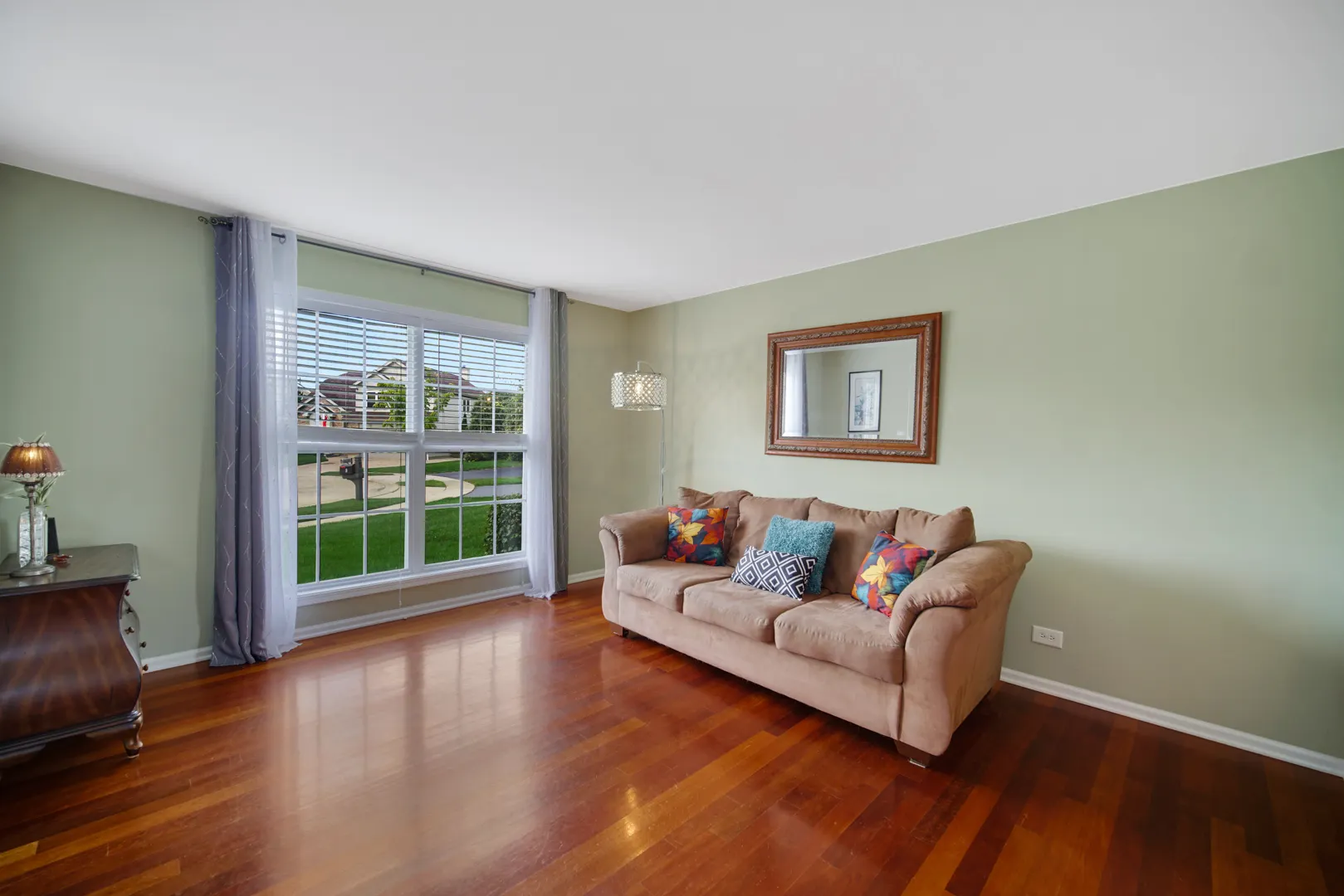 5 Lancaster Court IL