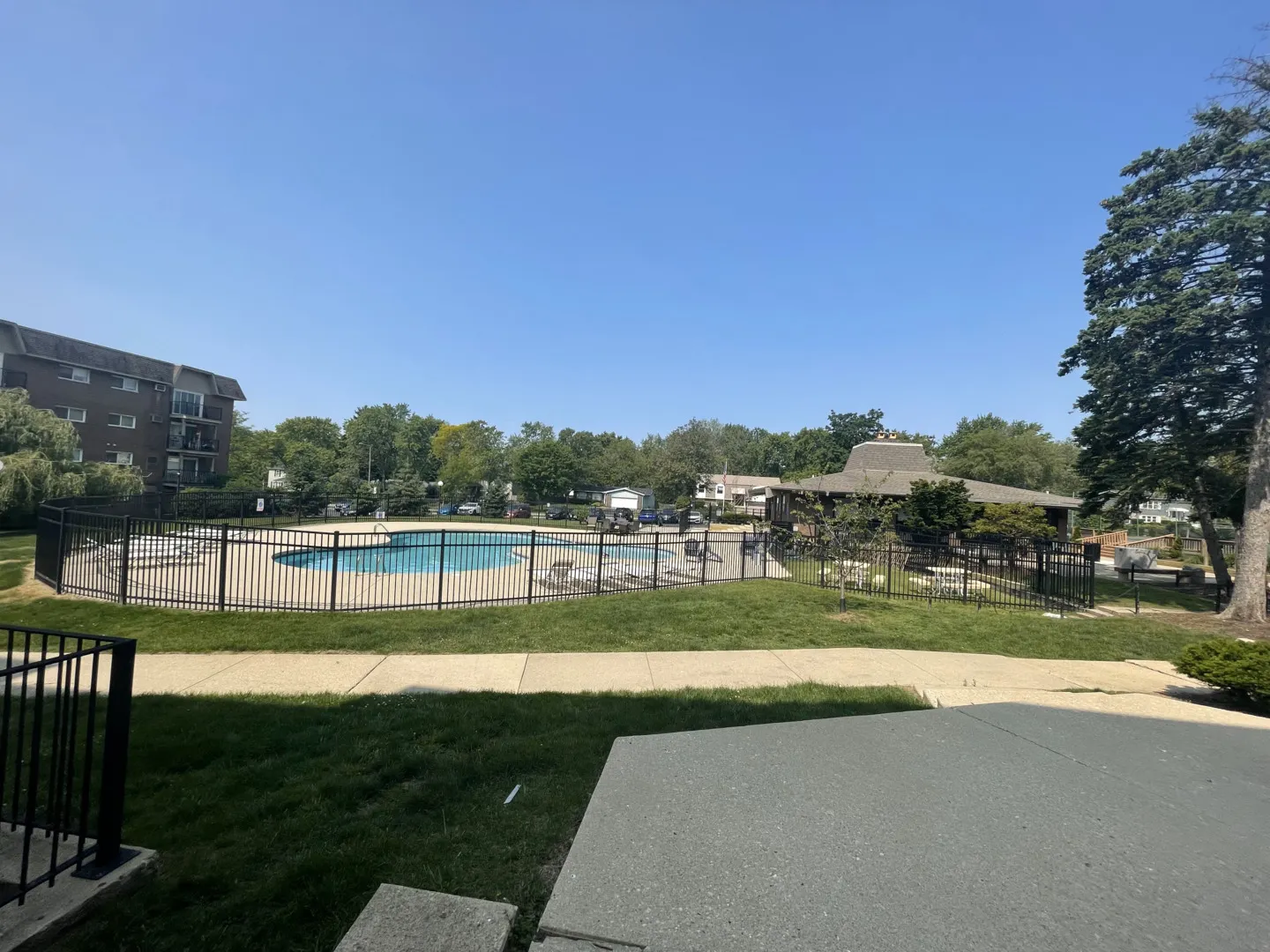 2301 BEAU MONDE Boulevard IL