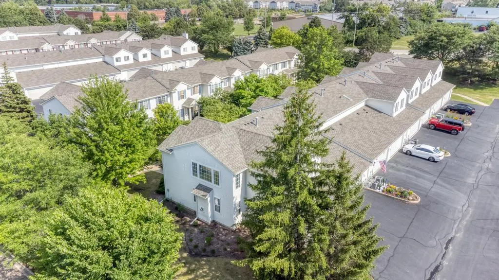 2279 Reflections Drive IL