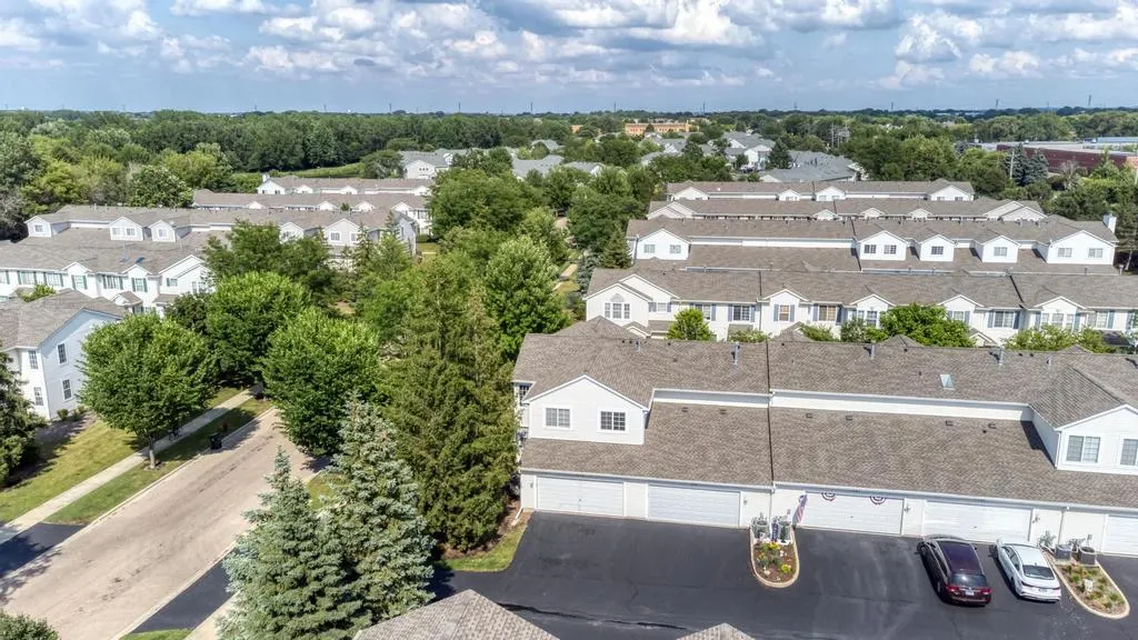 2279 Reflections Drive IL