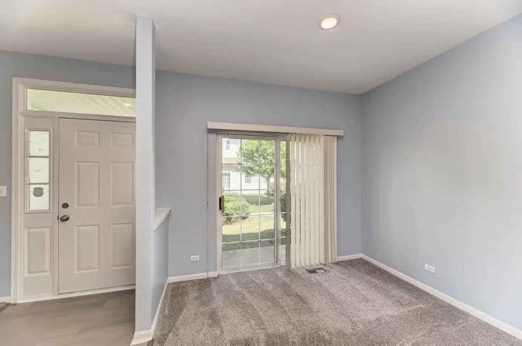 2279 Reflections Drive IL
