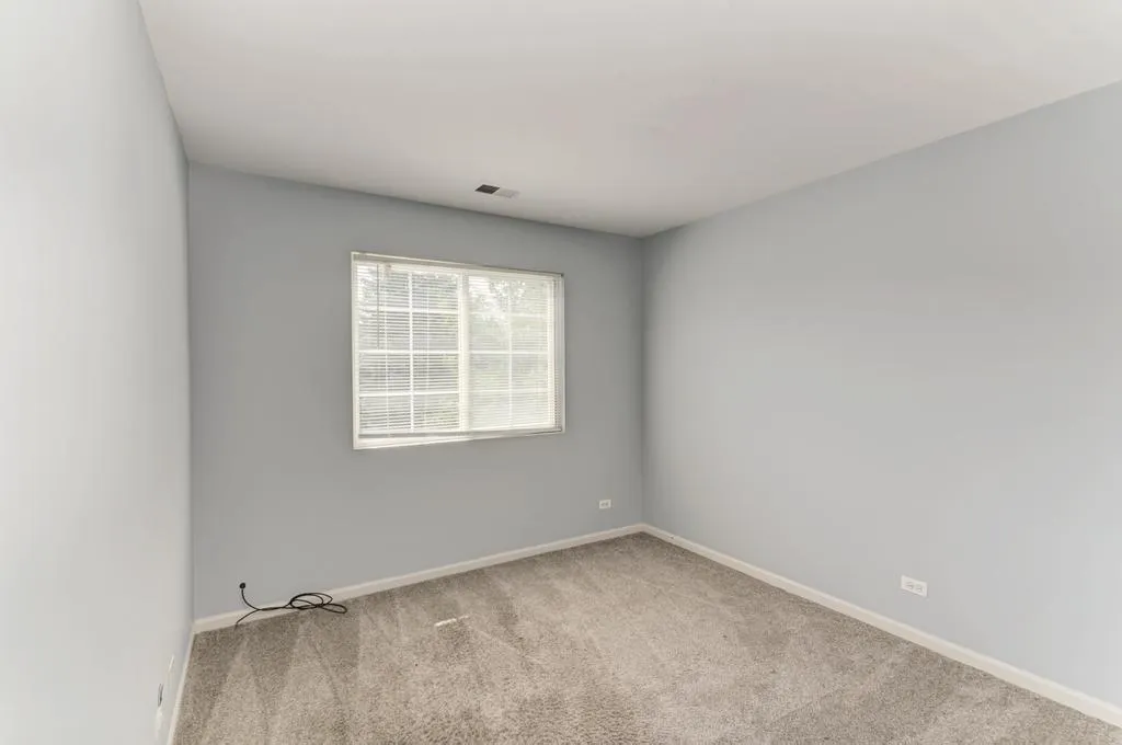 2279 Reflections Drive IL