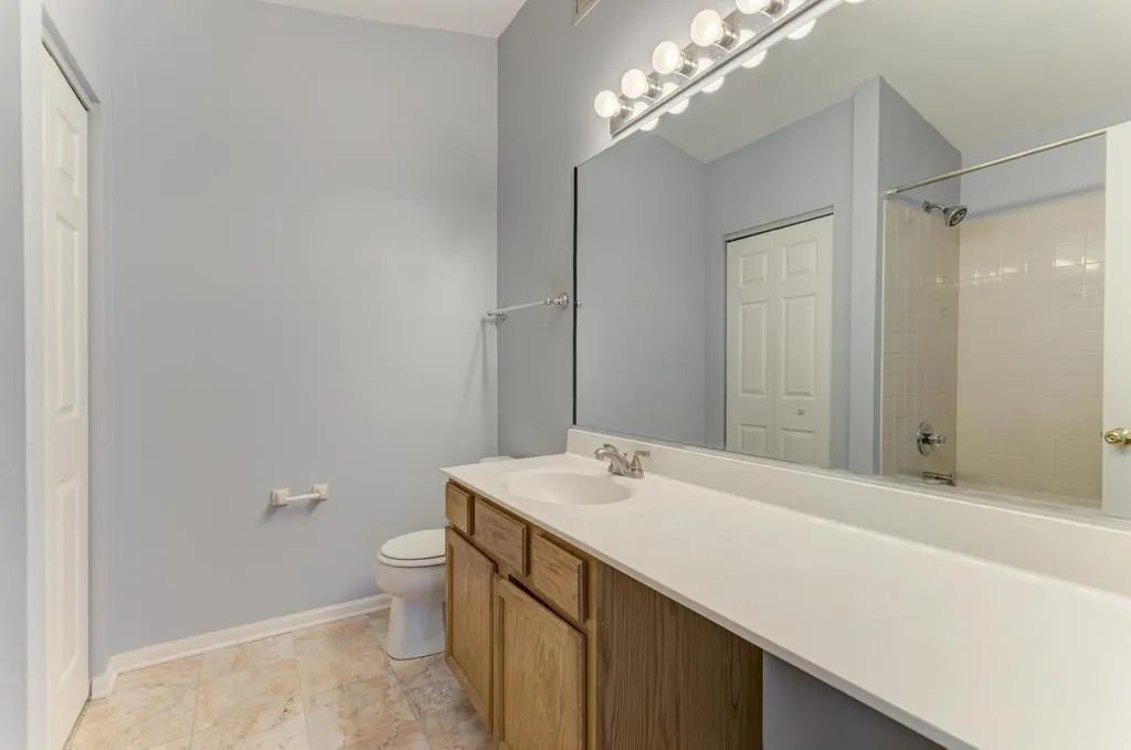 2279 Reflections Drive IL