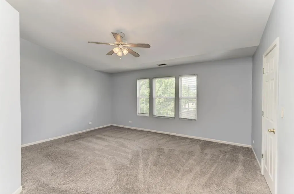 2279 Reflections Drive IL
