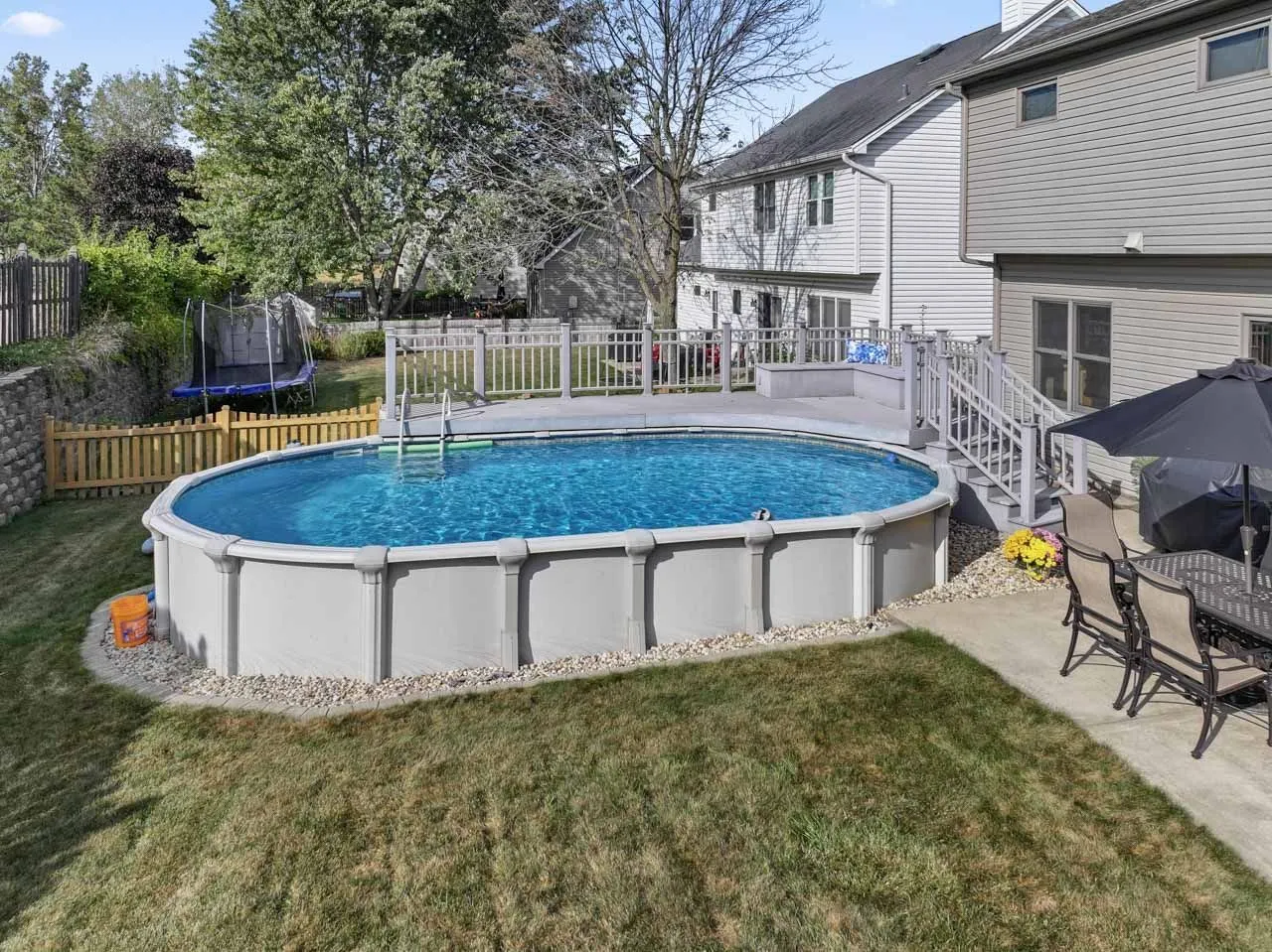 700 N Hundley Street IL