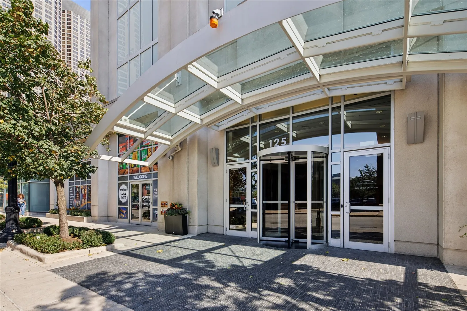 125 S JEFFERSON Street 2806 IL