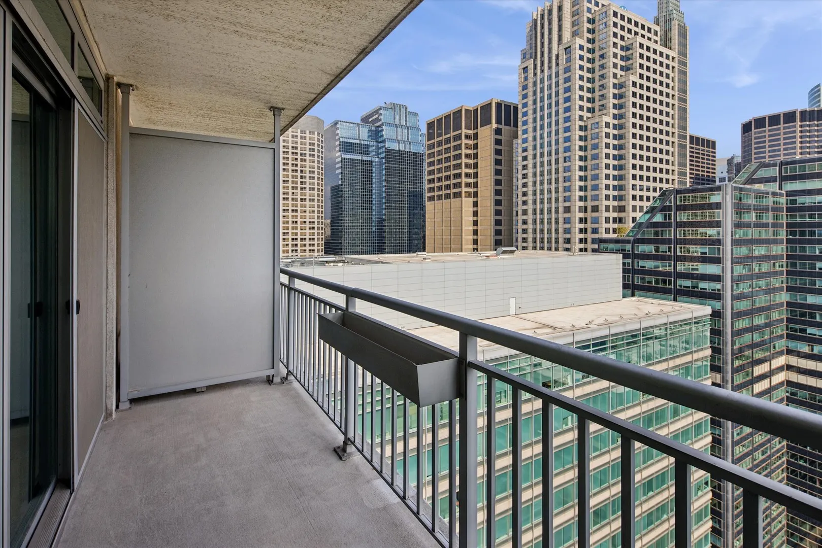 125 S JEFFERSON Street 2806 IL