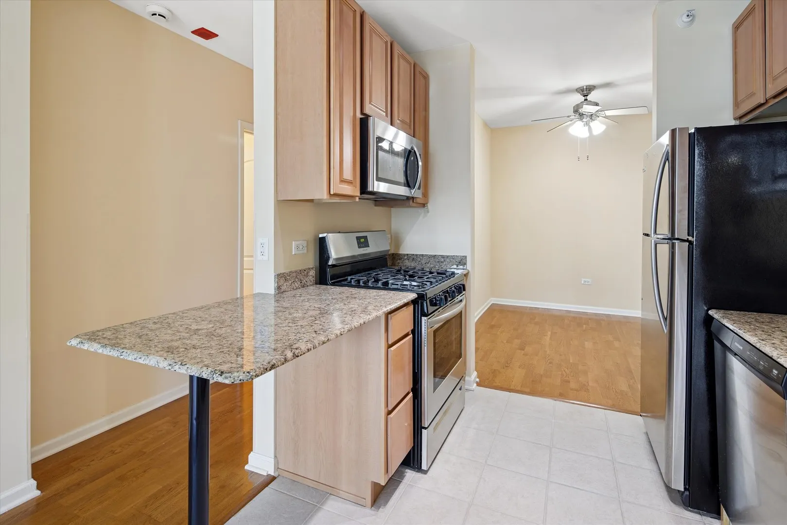 125 S JEFFERSON Street 2806 IL