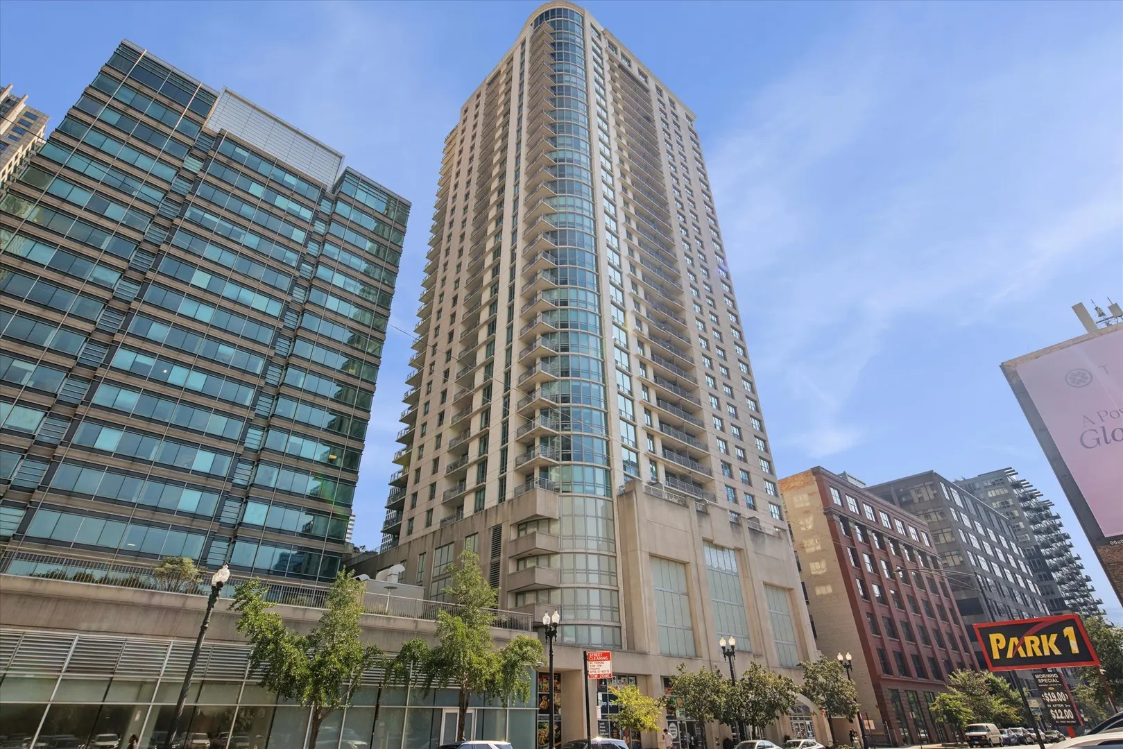 125 S JEFFERSON Street 2806 IL