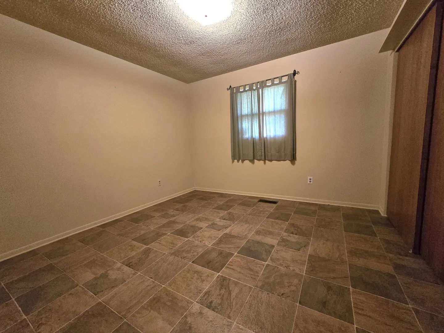 420 N Fourth Street IL