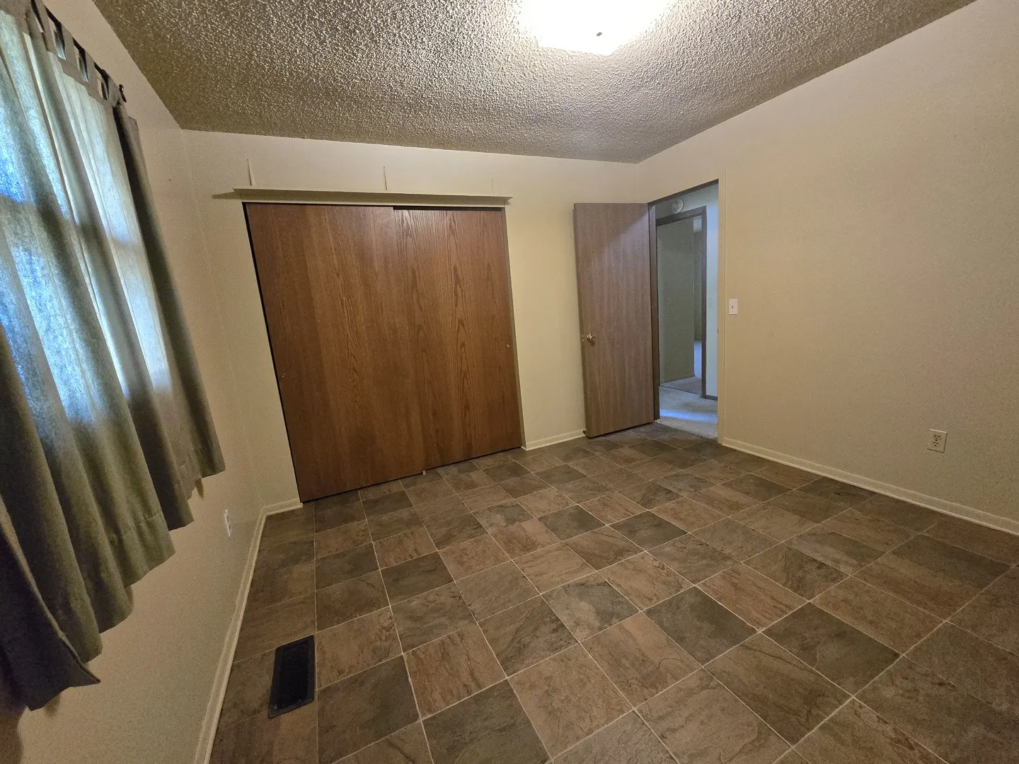 420 N Fourth Street IL
