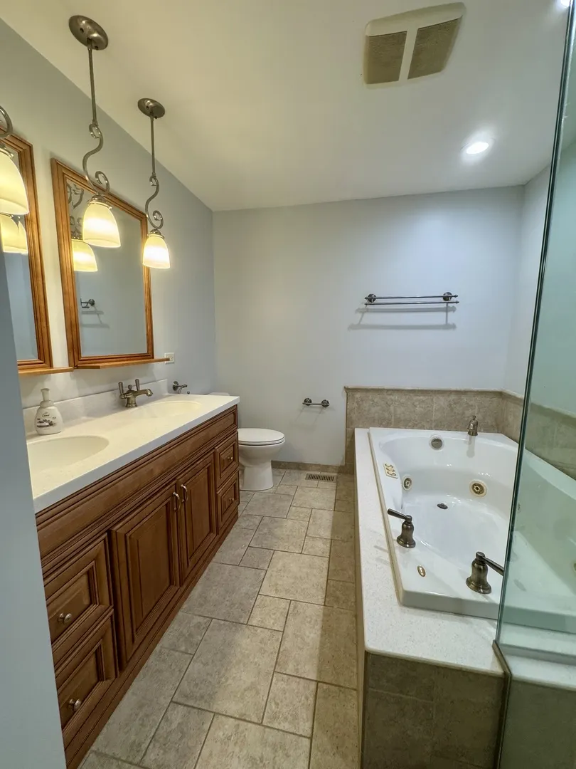 378 Pierce Street IL