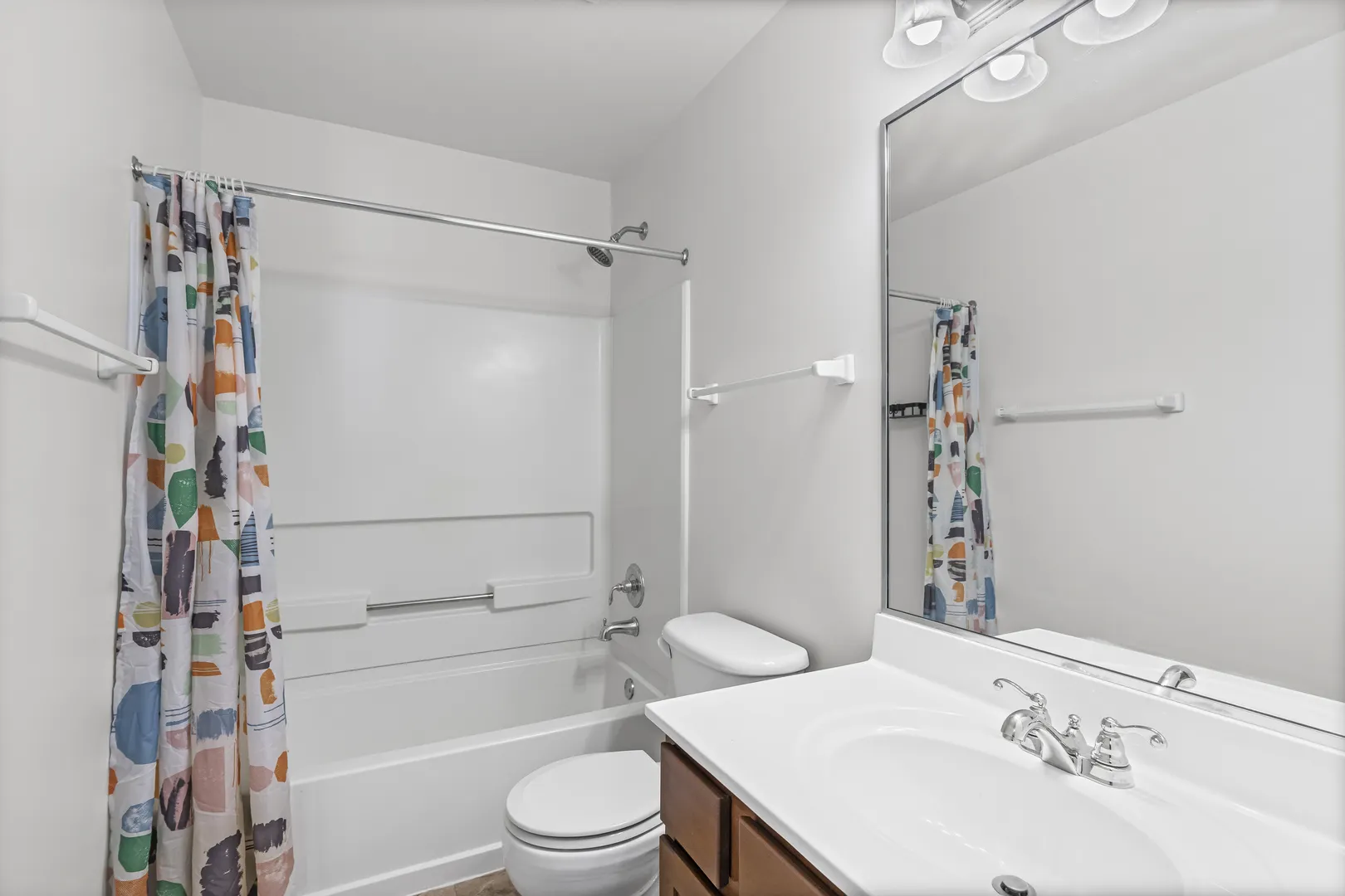 472 W Savoy Drive IL