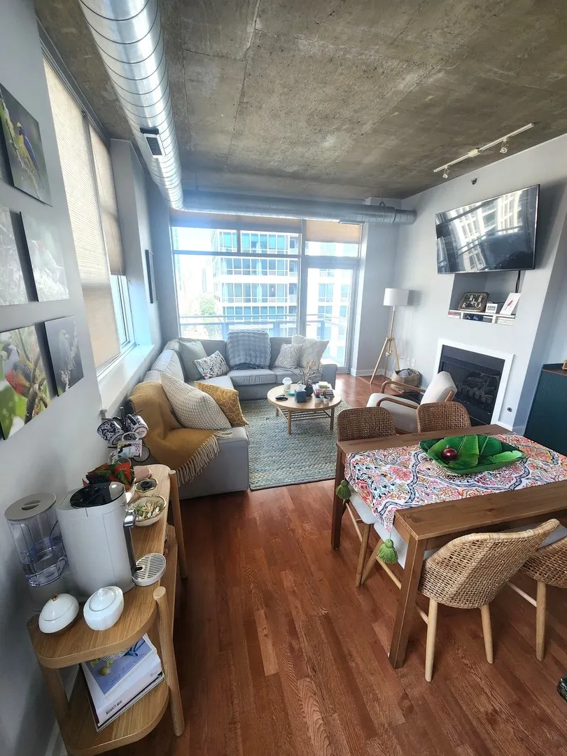 1305 S Michigan Avenue 1805 IL