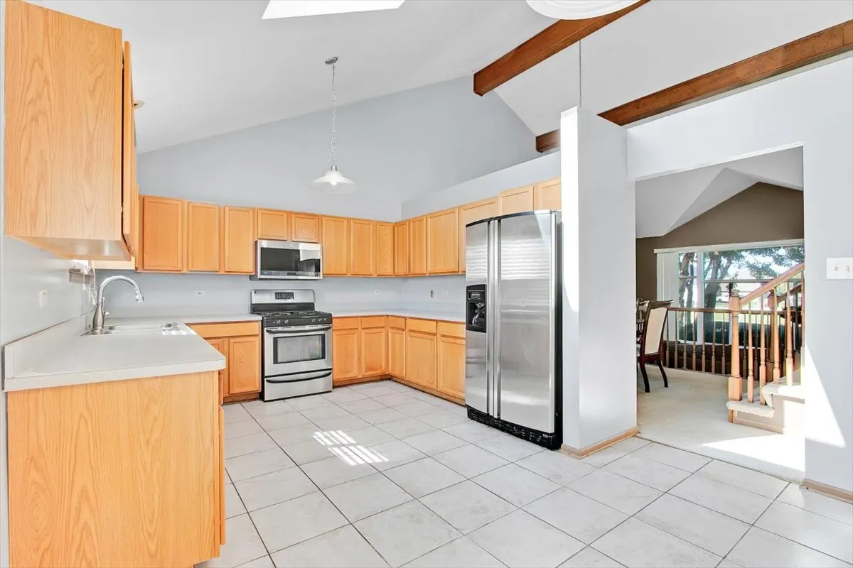 663 Primrose Lane IL