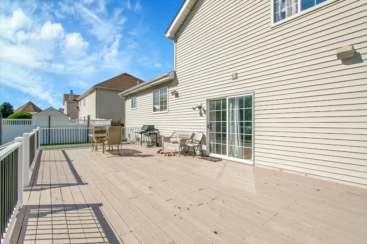 663 Primrose Lane IL