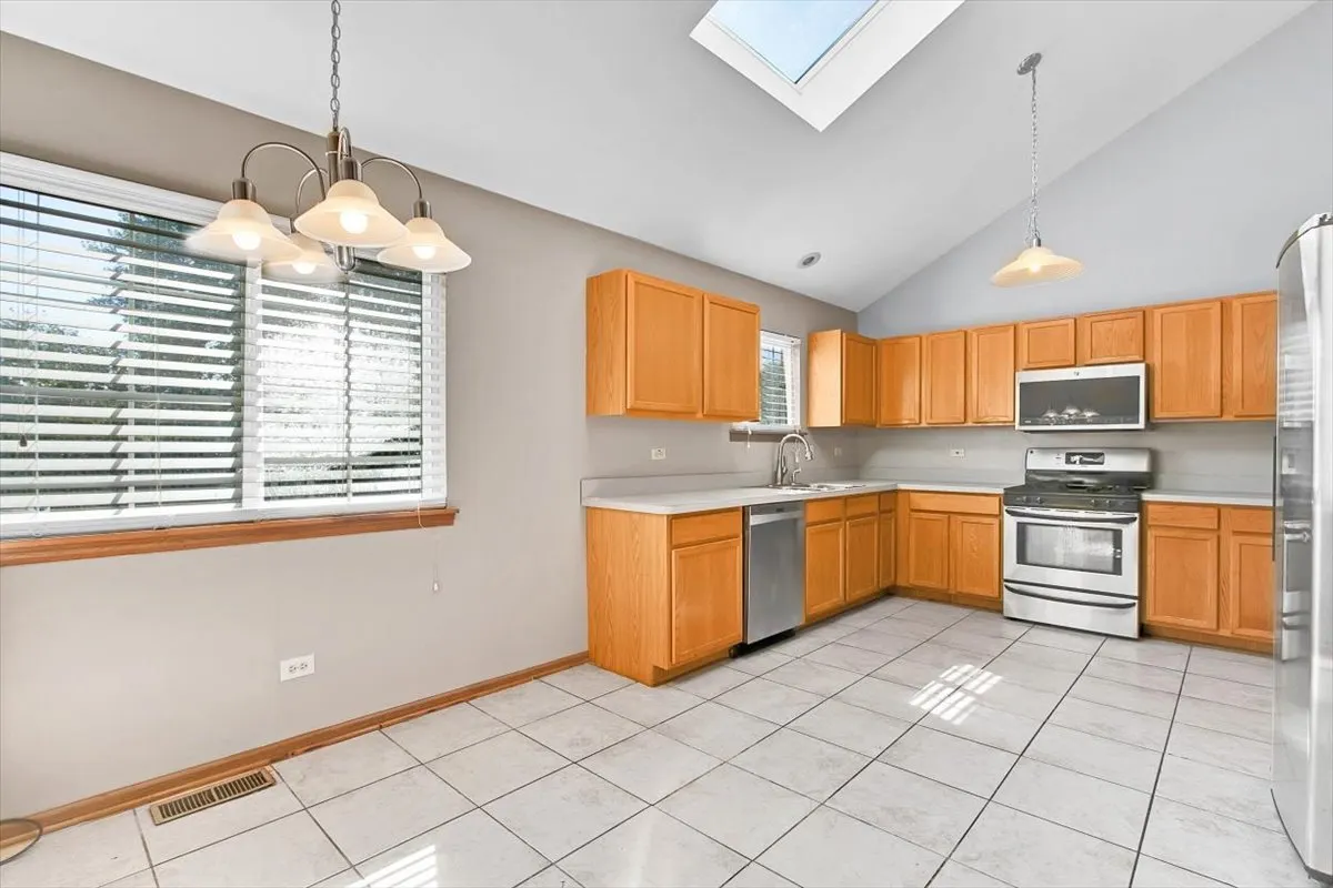663 Primrose Lane IL