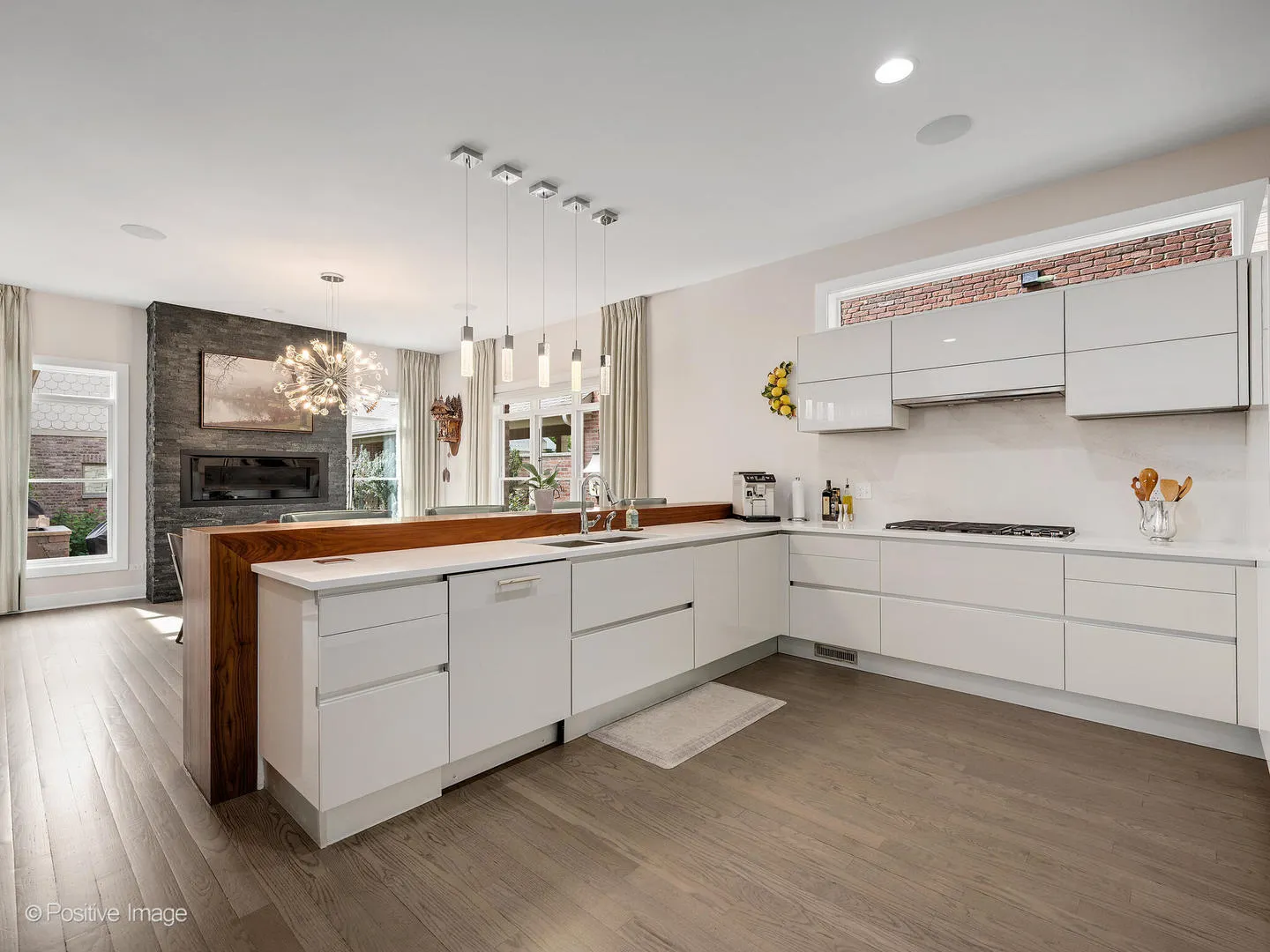 480 W Seminary Avenue IL