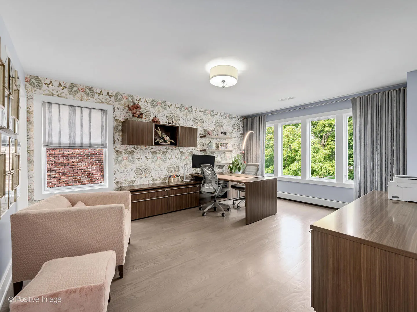 480 W Seminary Avenue IL