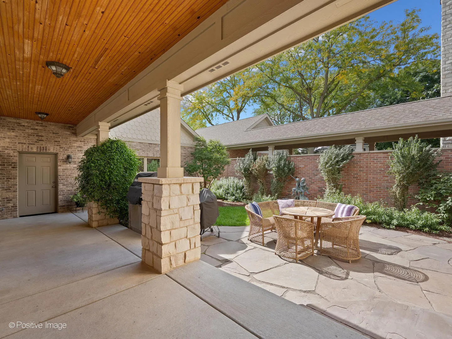 480 W Seminary Avenue IL