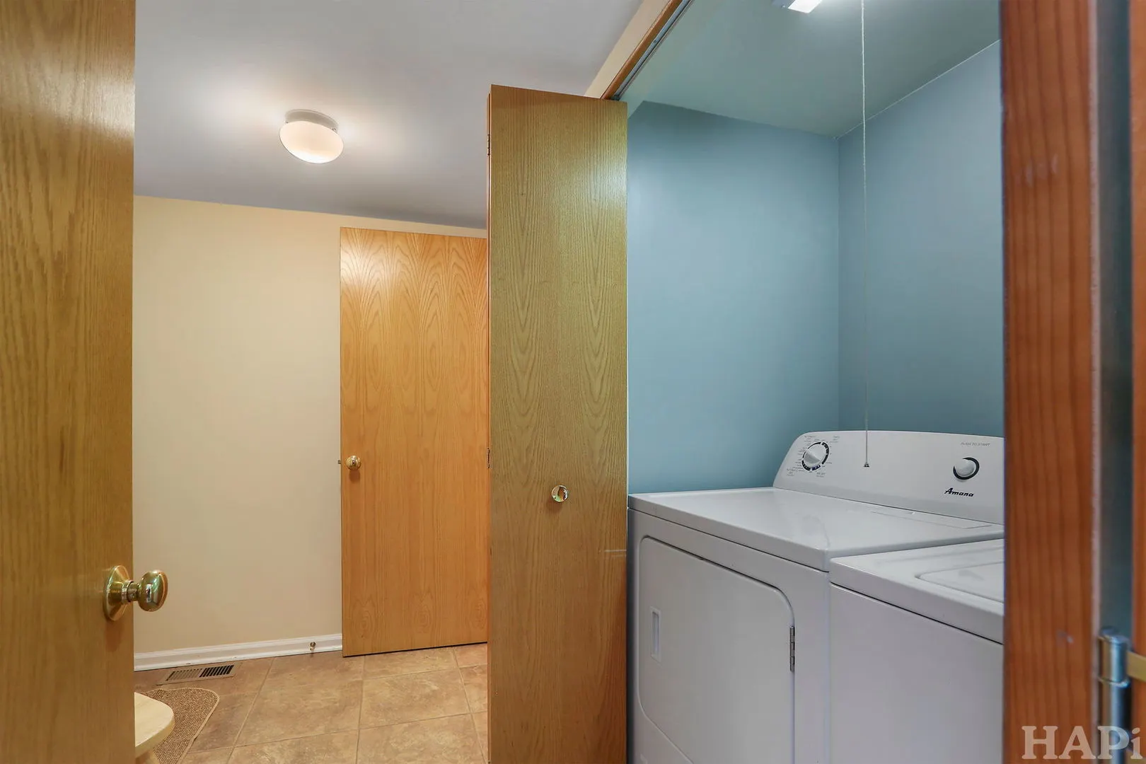 234 N Crooked Lake Lane IL