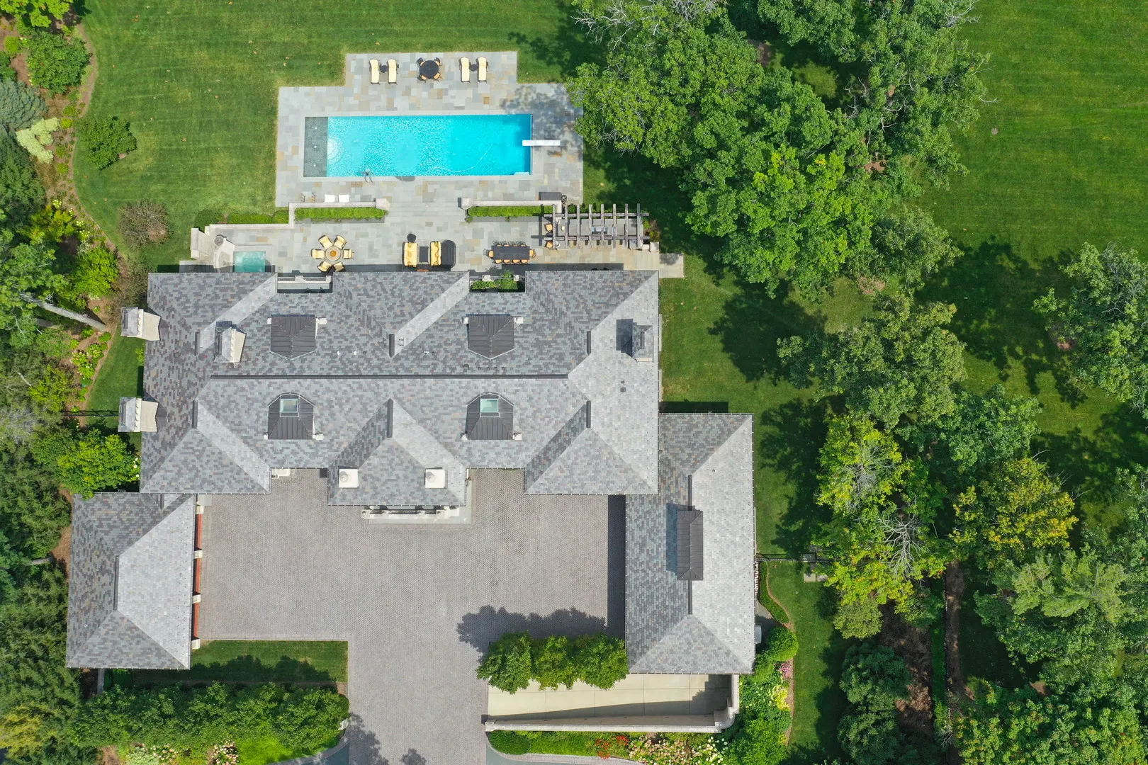 595 Circle Lane IL