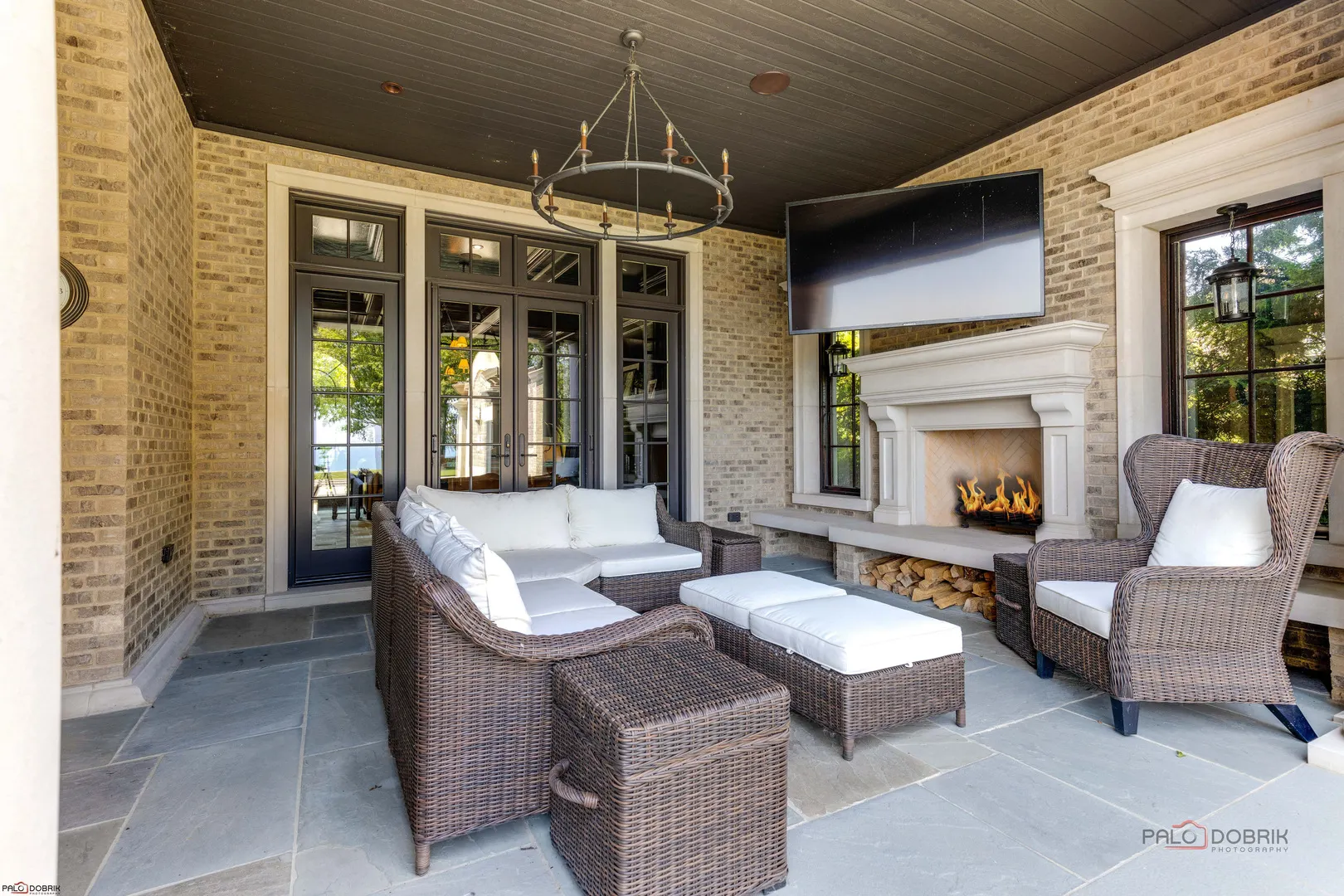 595 Circle Lane IL