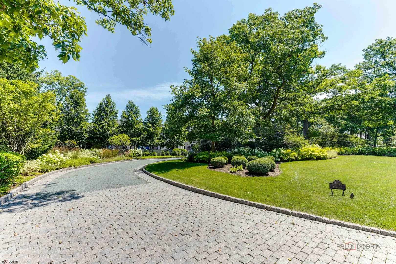 595 Circle Lane IL