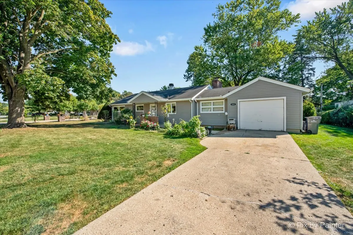 1103 LAWRENCE Avenue IL