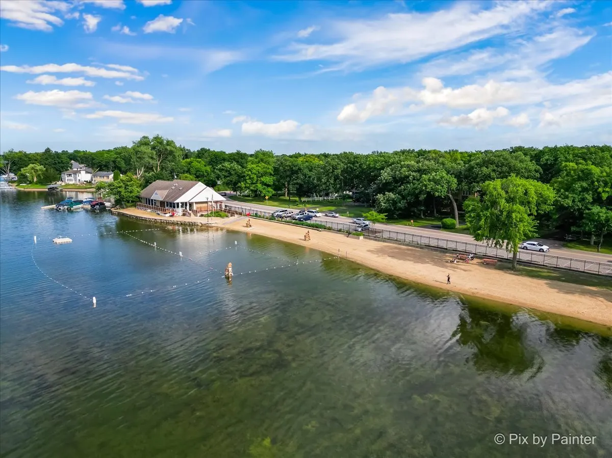1398 Floresta Vista Lane IL