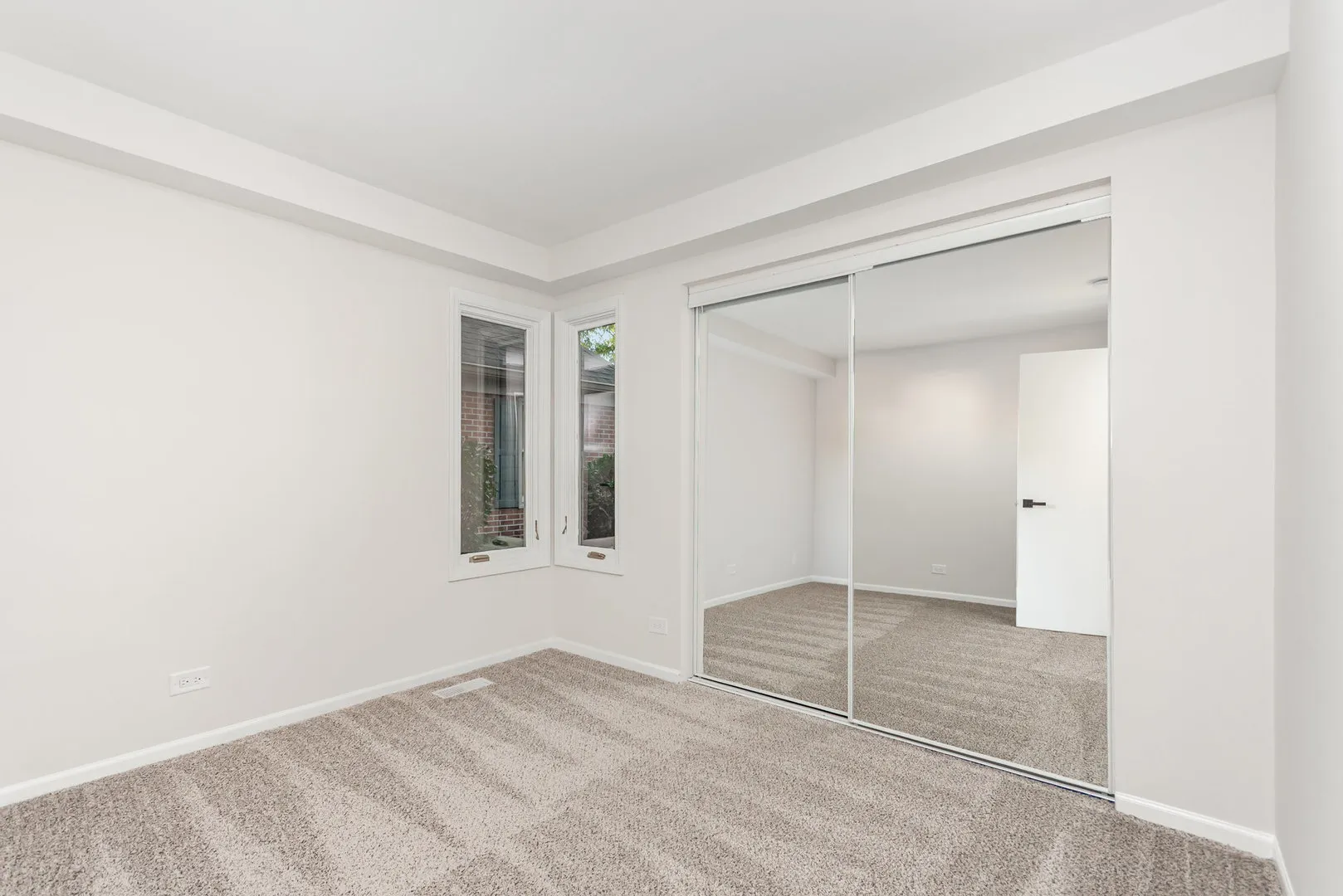 263 Doral Court 1 IL