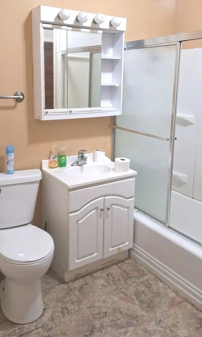 4432 W Maypole Avenue IL