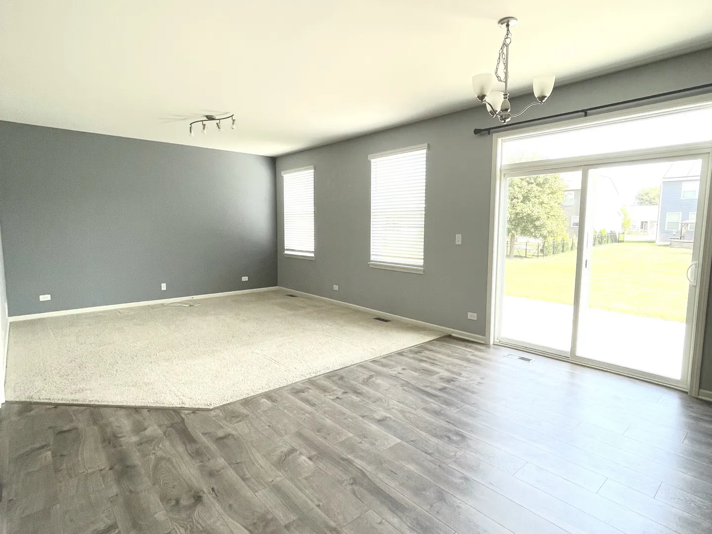 71 Windstone Drive IL