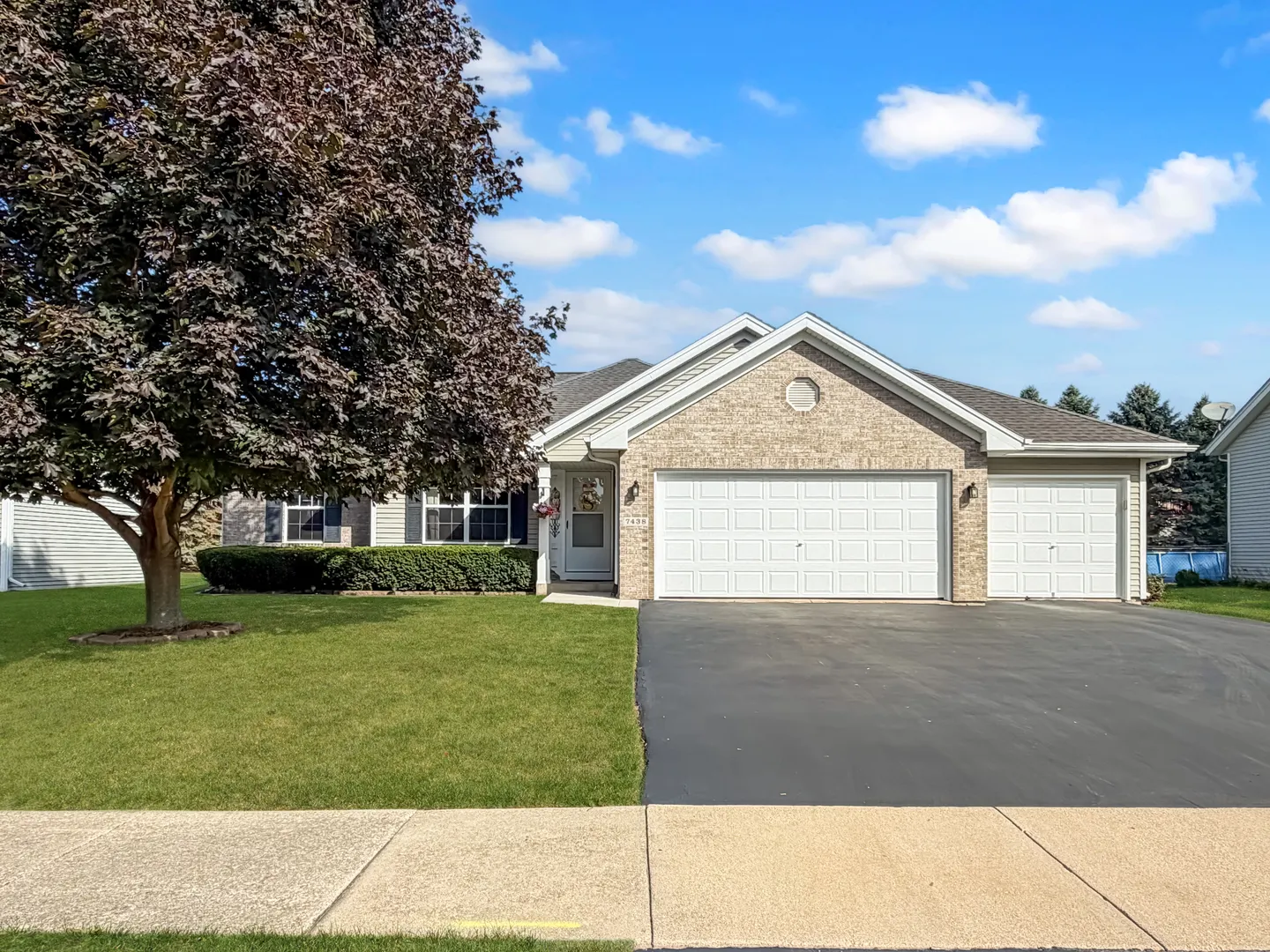 7438 Ashton Villa IL