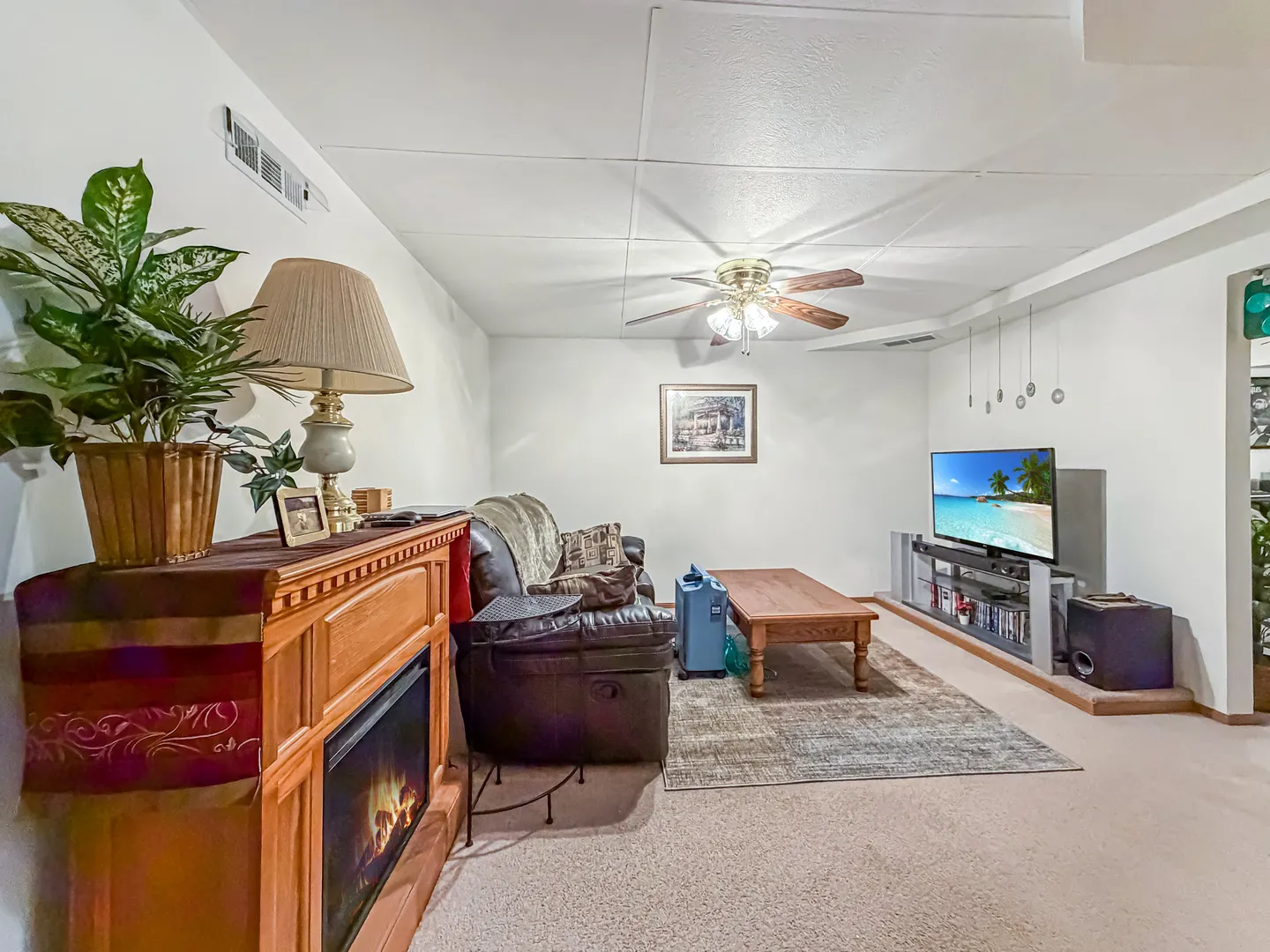 7438 Ashton Villa IL
