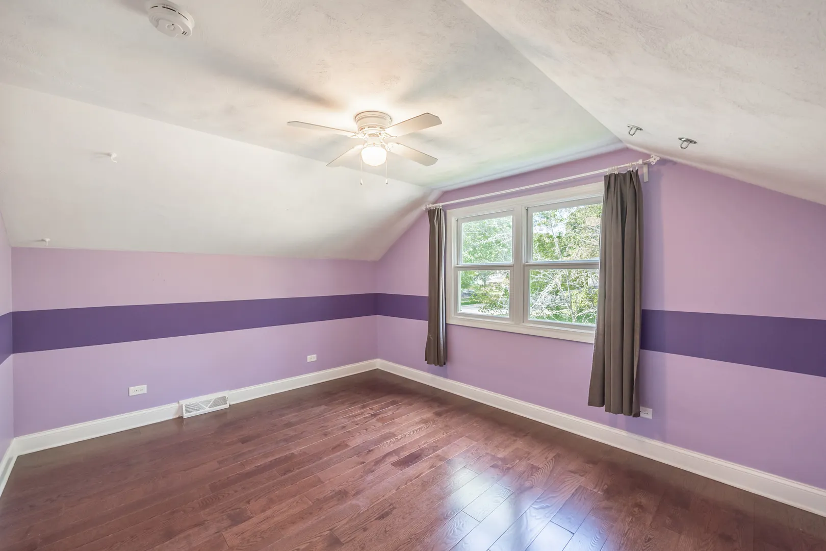 1223 Ridgeway Drive IL