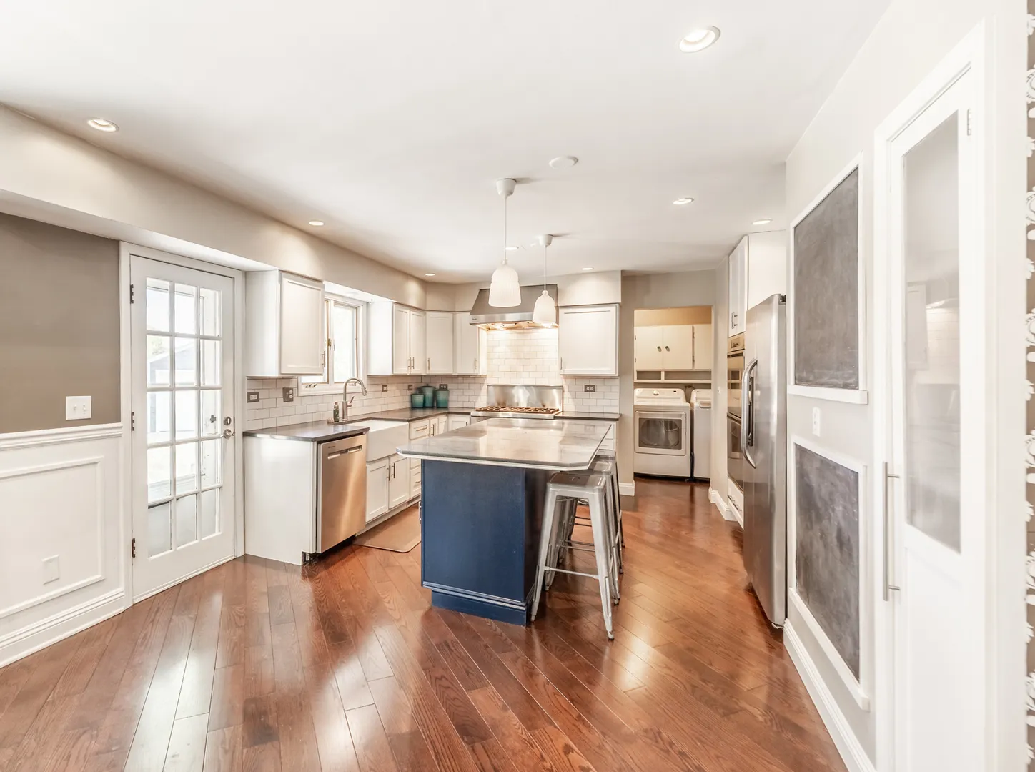 1223 Ridgeway Drive IL